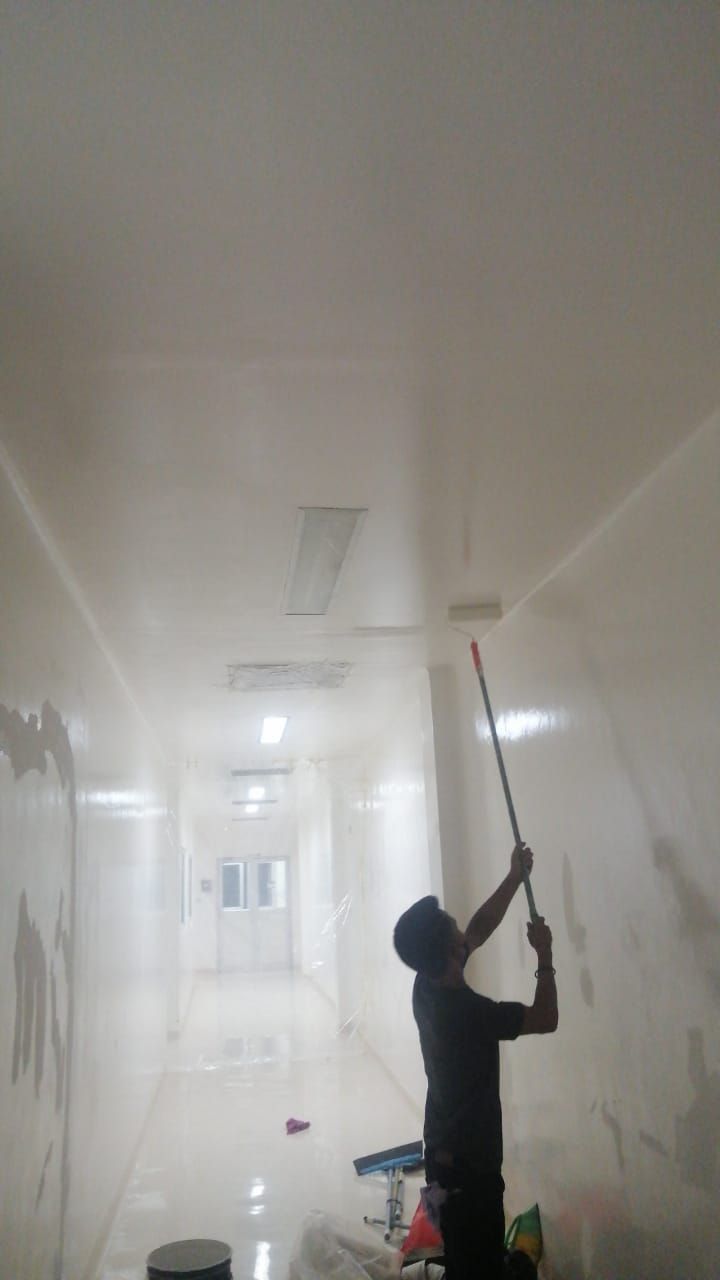 Ruang produksi Oryza Pharma Indonesia dengan lantai epoxy hijau mint tanpa sambungan (11/14)